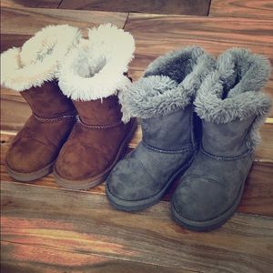 Lightly worn size 8 boots